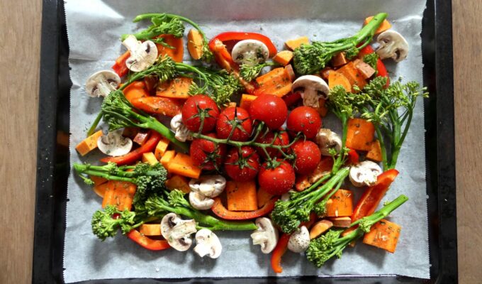 Veggie tray bake